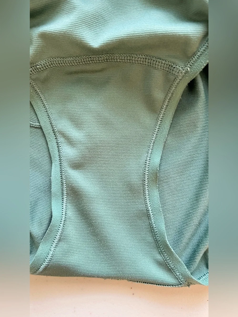 Lululemon Hotty Hot Lined Short 2.5” Frosted Pine Size 4